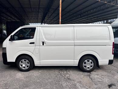 TOYOTA HIACE Panel Van 2.5 Turbo 2016