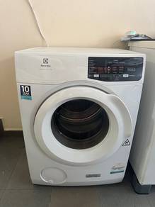 Electrolux UltimateCare 500 7KG Dryer