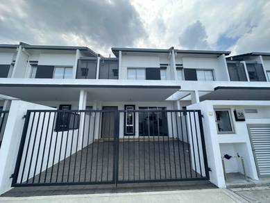 New-2-storey-Terraced-House-for-sale-Ara-Damansara-Selangor