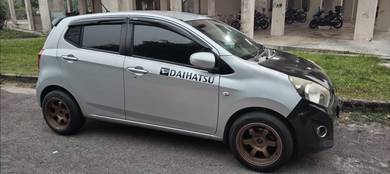 Perodua AXIA 1.0 G MY14 B200 (M)