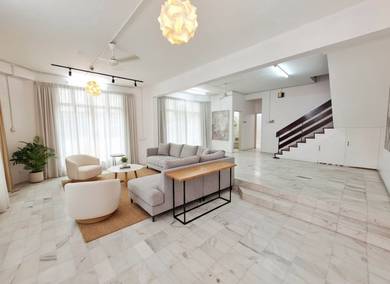 Semi D Near Gurney Drive, Fully Furnished
