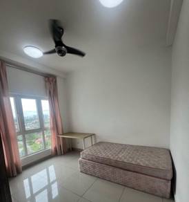 Sseason Luxury 2 Bedroom Unit For Sale