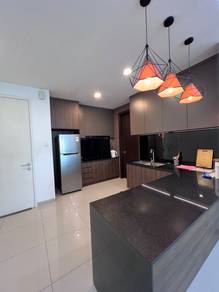 Elemen Utara - Facing Swimming Pool - 2 Carparks