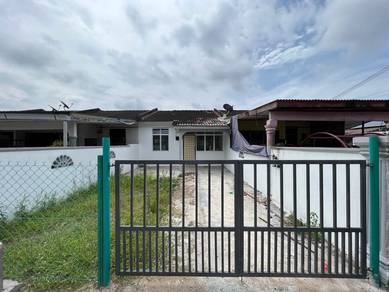 Rumah Teres setingkat Di Taman Indah Jaya Lukut PD Untuk Dijual