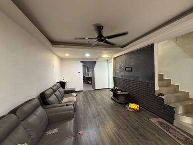 Renovated ! Taman Rawang Perdana, Rawang, 2sty terrace house