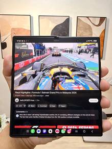 Samsung Galaxy Z Fold 8 Ultra (256GB) – Like New!