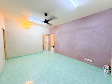 Bandar Bukit Tinggi 2 Klang Ground Floor Flat 650Sqft Furnish For Rent