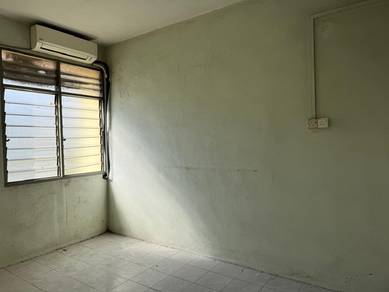 Flat at Taman Haji Mohd Amin for Sale