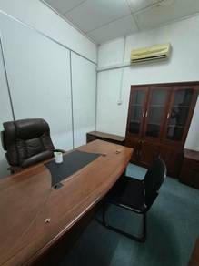 Office Space for Rent with Parking | Ideal for Business Use