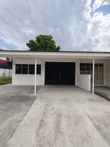 Taman Pelangi Jb Town Single Storey End Lot with Land For Rent
