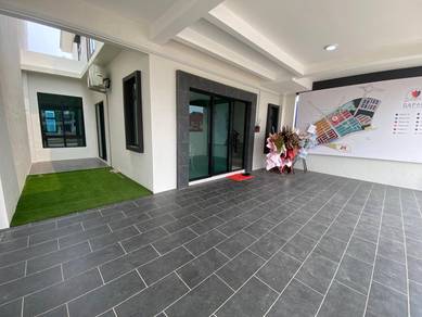 2-Storey Terrace with Semi D Style >>28X70<< Extra 8ft Land