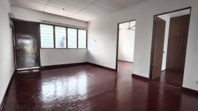 3 Bedroom Flat Seksyen 8 Shah Alam 
