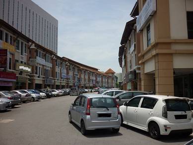 Bayan Bay Ground Floor Unit, Shop to Shop Facing