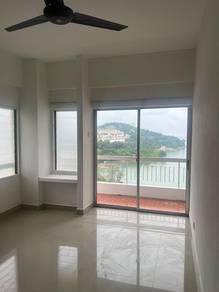 The Reef SEA VIEW 1044sqft Unfurnished Kitchen Renovated Rare Unit