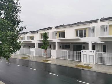 2-storey-Terraced-House-for-sale-Bandar-Sri-Sendayan-Negeri-Sembilan