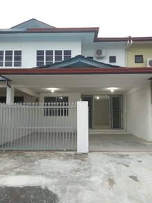 intermediate double storey terrace house for rent in permai Sibu