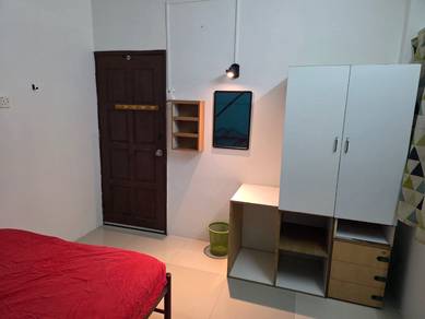 Bilik sewa besar Flat dkt MRT Sentul West