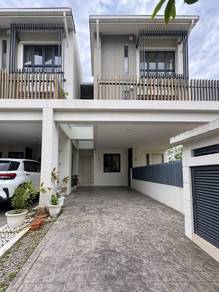 New Crescent Park Townhouse 1.5 Storey Bukit Mahkota Bangi 100% Loan
