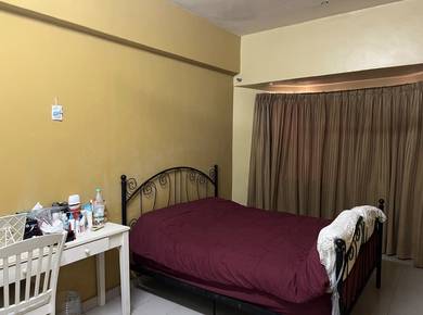 Below market price n good condition unit-Regency klang n can view