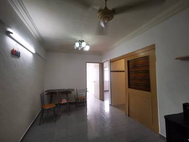 Taman utama part furnished near usm with 1 car park 900 rental
