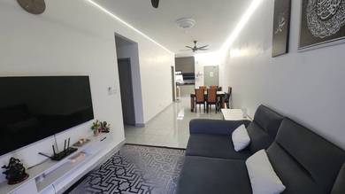 Puchong idaman Bsp fully furnish for rent washing machine facing lake