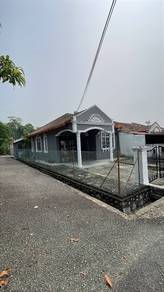 [END LOT] Rumah Renovated Extra Land Taman Desa Cempaka 2 Nilai