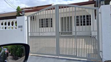 Good Location 1.5 Storey Intermediate Terrace House Bangsar For Sale