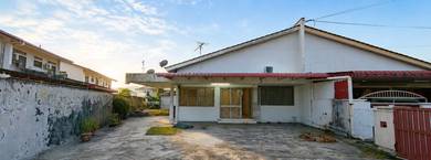 Pasir Puteh / 1 Storey Semi-D For Sale / FREEHOLD / 3,854 sqft / South