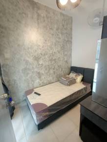 Male room for rent at Suriamas Suite Apoartment @ Larkin JB
