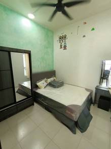 Male room for rent at Suriamas Suite @ Larkin JB