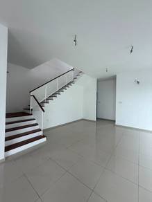 Taman Gaya Double Storey Semi D Near Mount Austin G&G