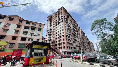 Apartment Lestari (Damansara Damai)