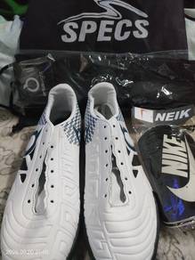 Kasut Futsal Ortuseight
