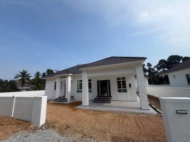 Rumah Banglo Luas di Ketereh siap