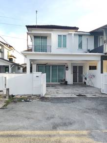 Semi D 2 Tingkat Taman Cenderawasih Untuk Di Jual