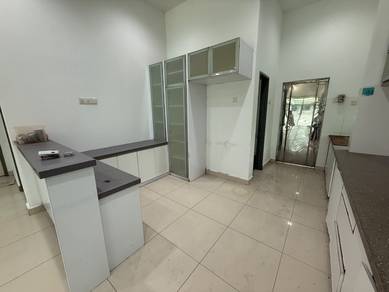 3 storey Semi detached house big compound Relau