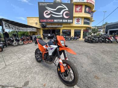 KTM 390 SMC-R SMC supermoto / supermotard / motard