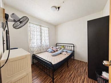 Flat Taman Ungku Tun Aminah-2