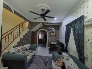 Double Storey Corner Taman Mantau Indah,Seremban 2