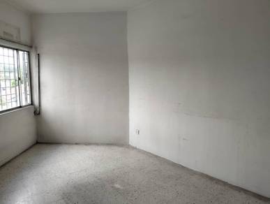 Strawberry Court Apartment Cheras