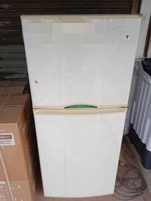 Peti Sejuk untuk di jual.