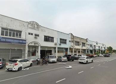 1.5 Storey Terrace Factory Puchong Utama For Sale
