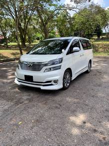 Toyota VELLFIRE 2.4 X MOON ROOF (A)