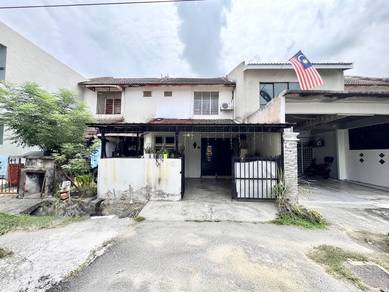Double Storey Terrace, Taman Impian Ehsan, Balakong (Near Mosque)