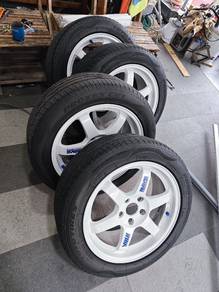 Rays TE37  17 x 7.5 et 48