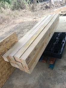 Kayu Pinewood Tebal
