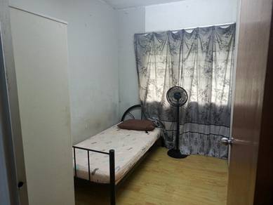 Room-for-rent-Damansara-Damai-Selangor