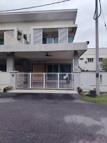 semi detached Corner lot