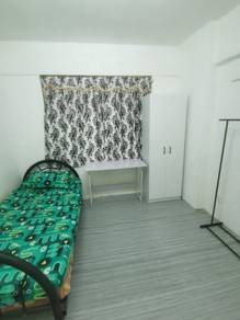 Single Medium Room Lelaki Near LRT Cahaya /Pandan Indah /Ampang