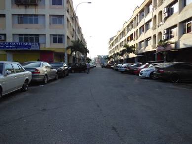 For Sale Shop Apartment Taman Putra Kajang